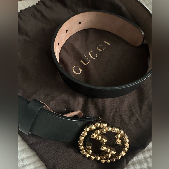 Gucci Black Belt with Gold GG Buckle - Picture 1 of 2